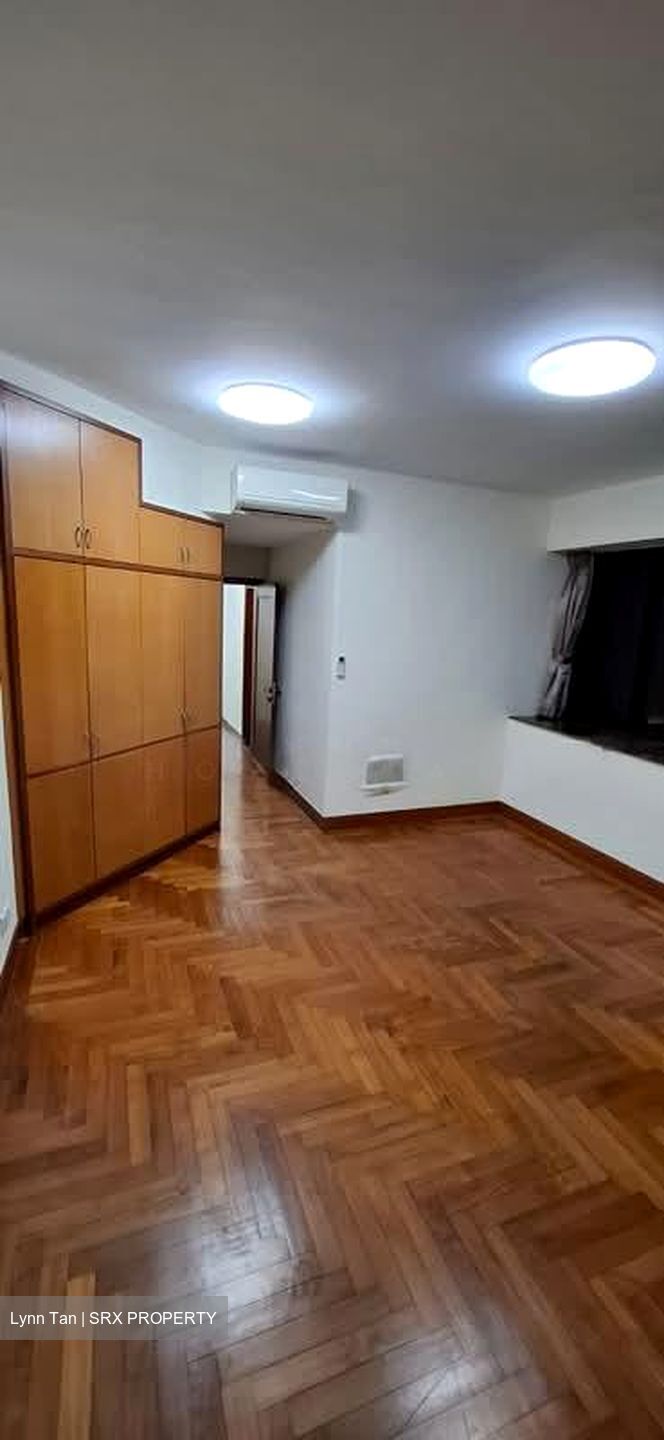Eastpoint Green (D18), Condominium #566630151